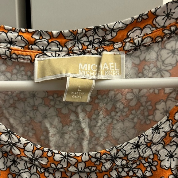 Michael Kors Red Orange with White Flowers Women Ruffled Blouse Size L - Picture 5 of 5